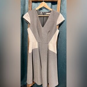 Rebecca Taylor Paneled Ponte Flare Dress Size 8 Cap Sleeve V-neck Two-tone Gray